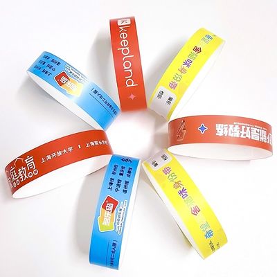 Des bracelets en papier Tyvek imperméables avec numérotation séquentielle personnalisée