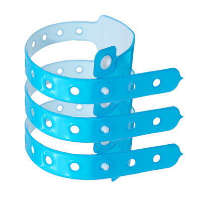 Des bracelets en PVC en plastique personnalisés avec des bracelets en PVC certifiés SGS
