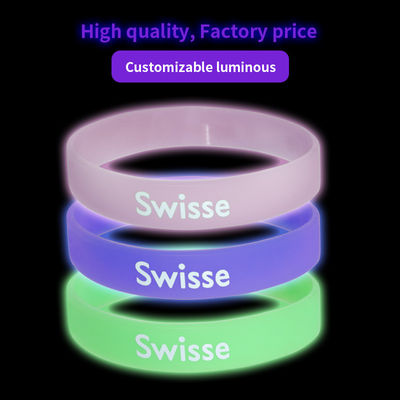 Des bracelets en silicone imprimés en cadeau de 1 à 5 mm de largeur