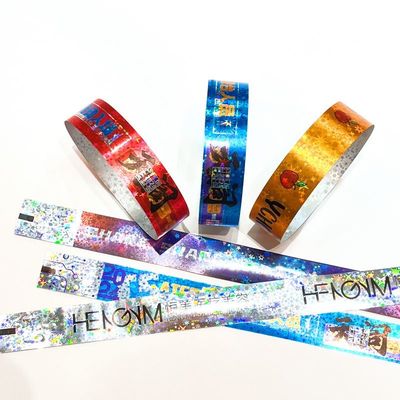 Des bracelets en papier Tyvek étanches réglables avec impression de logo personnalisé