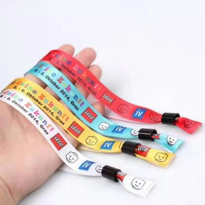 Des bracelets en tissu tissé en polyester sur mesure Concert Promotion Événements Cadeau Longueur réglable
