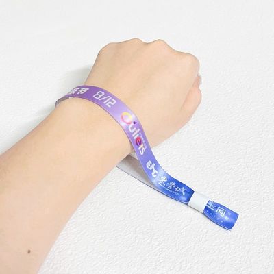 Des bracelets en tissu tissé de longueur réglable pour les concerts, les événements promotionnels, les cadeaux OEM