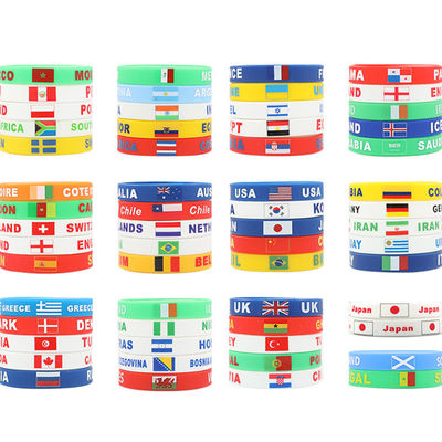 Cadeau de la fête nationale Bracelet en silicone FootBall Coupe du monde Drapeau national caoutchouc Royaume-Uni États-Unis Drapeau du pays Bracelet