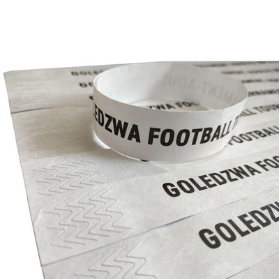 Tyvek Event Bracelet personnalisé Codage à barres Numéroté étanche à l'eau Identification du parti de la piscine Entrée de l'entrée Des bracelets en papier