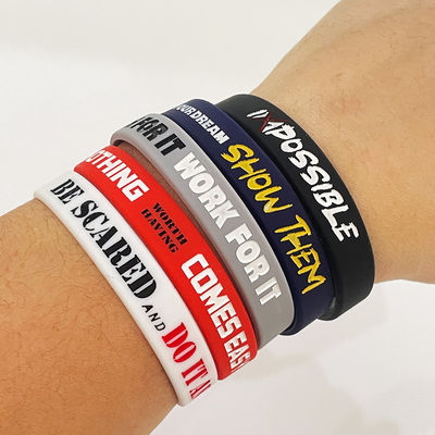 Slogan mot de passe Les bracelets en silicone imprimés pour le festival sportif de football sur mesure