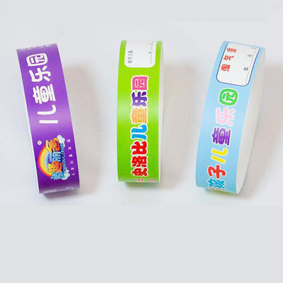 Logo de bracelet en papier synthétique en PP imprimé résistant à l'eau/à la sueur pour l'entrée à l'événement