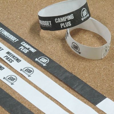 Fabricant Bracelets en papier VIP sur mesure Numérotation séquentielle étanche Bracelets en papier Tyvek pour événement de festival