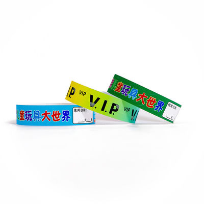 Des bracelets de numérotation séquentielle en papier VIP sur mesure avec un matériau imperméable Tyvek