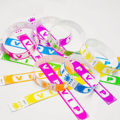 Des bracelets en papier pour les événements, des bracelets Tyvek en gros pour les fêtes et les célébrations communautaires
