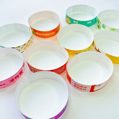 Des bracelets Tyvek étanches sur mesure pour les commandes en vrac et les événements spéciaux