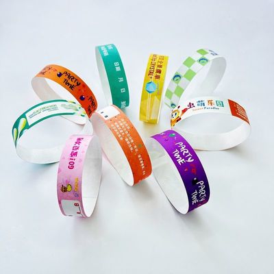 Sécurité Numérotation séquentielle Codage à barres Tyvek Bracelets en papier pour des événements durables et personnalisables