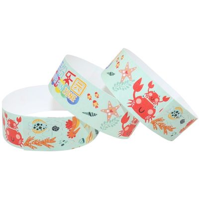 Les bracelets Tyvek sont la façon parfaite d'ajouter de la couleur à votre événement.