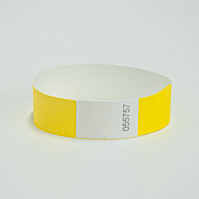 Des bracelets en papier Tyvek non transférables pour empêcher l'accès non autorisé