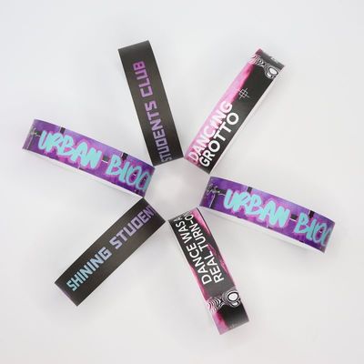 Des bracelets en papier Tyvek personnalisables pour une sécurité d'événement durable et imperméable