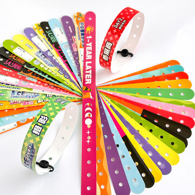 Des bracelets en PVC pour les événements de contrôle d'accès