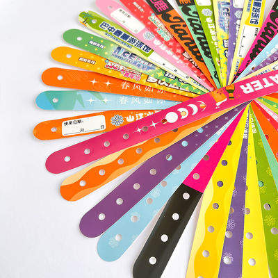 Bracelets en PVC sérigraphiés personnalisés pour l'image de marque et le marketing