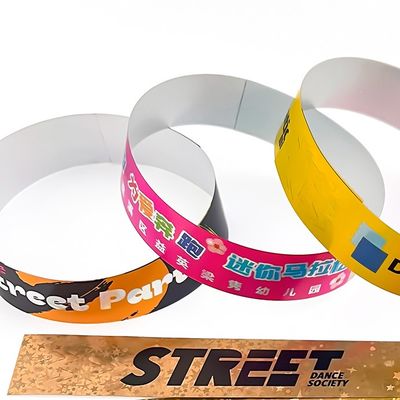 Bracelets holographiques personnalisés avec impression de logo et de texte personnalisés pour événements